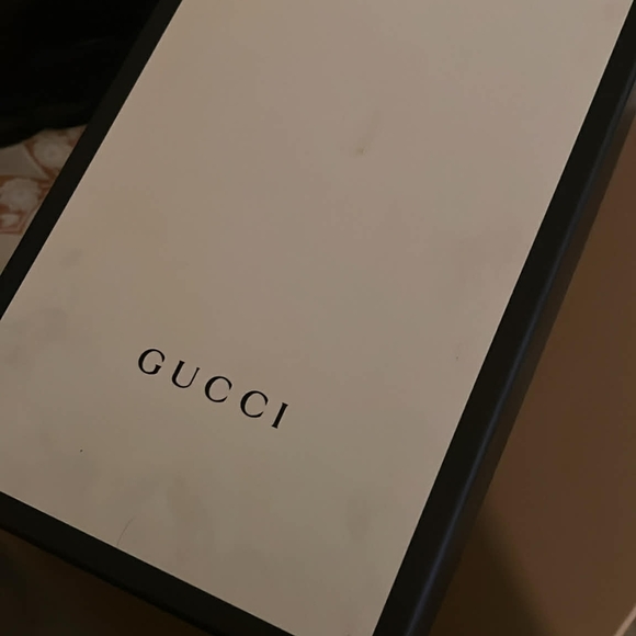 Gucci Pink Women's Sneakers - Picture 2 of 6